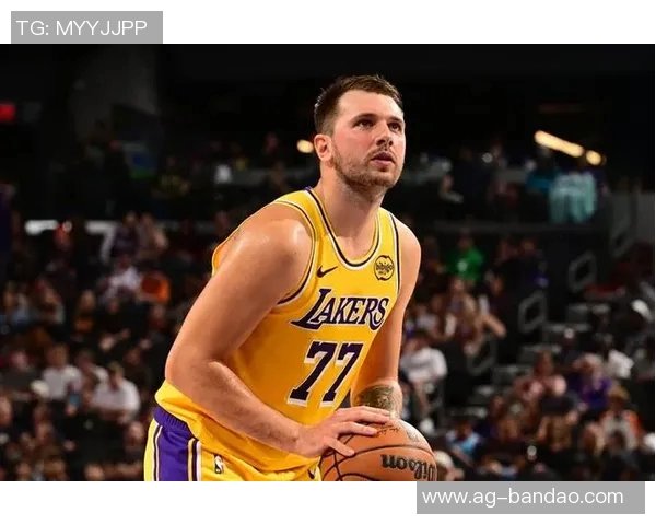 本赛季单打得分榜揭晓鲍威尔领跑米切尔紧随其后SGA与东契奇并列第三